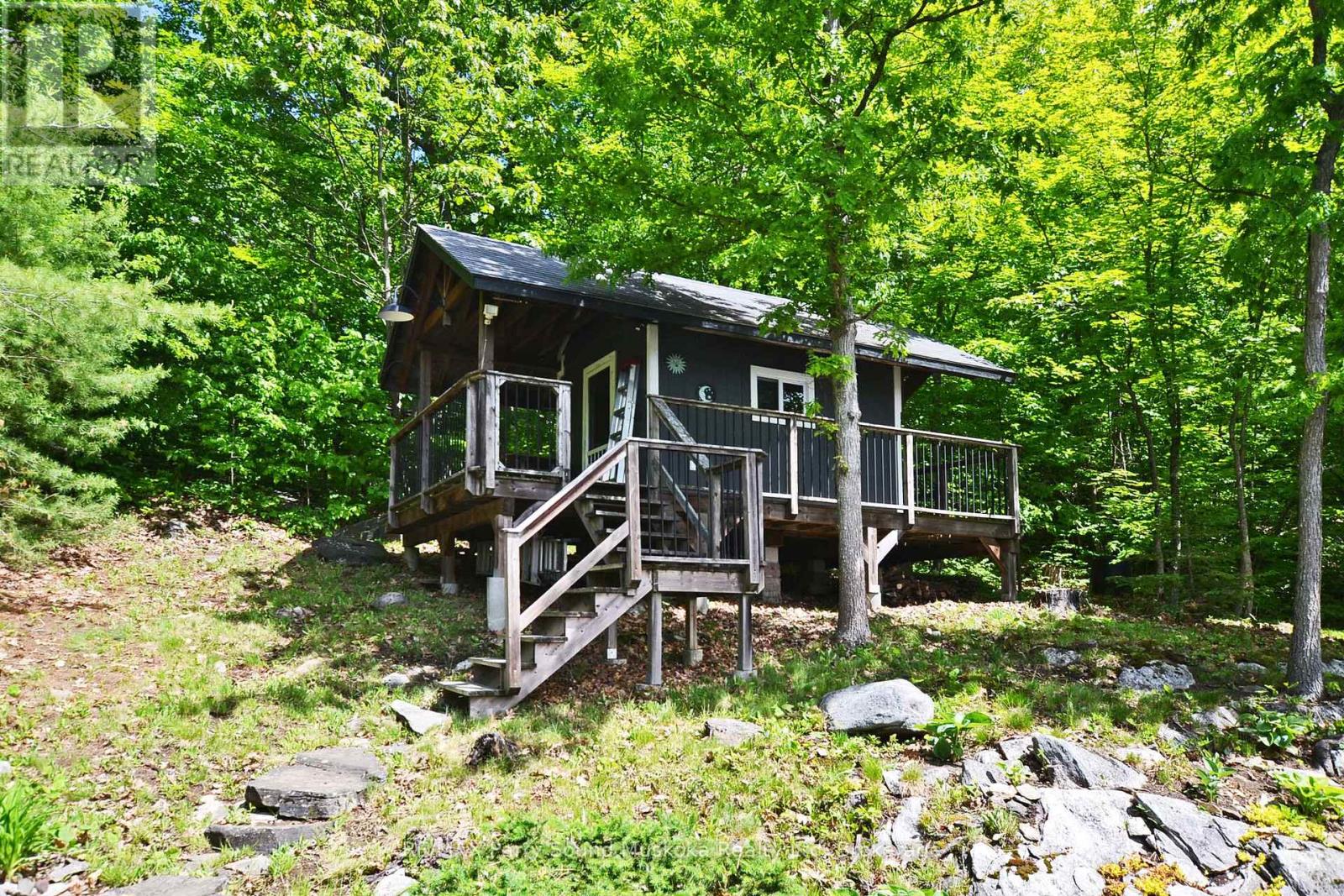 322 HEALEY LAKE WATER - 46