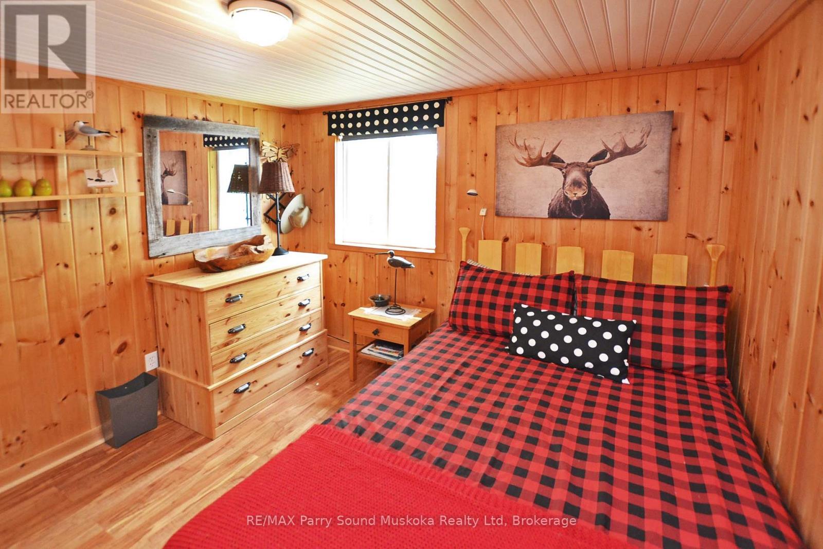 322 HEALEY LAKE WATER - 38