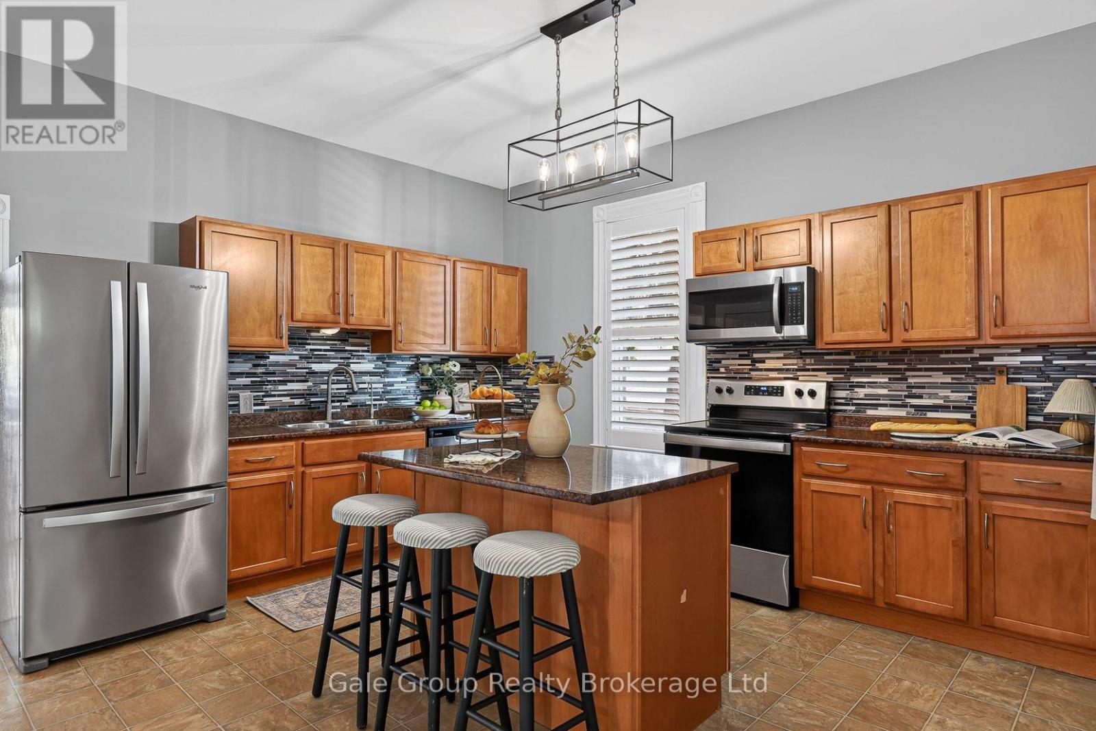 160 JOHN STREET - 20