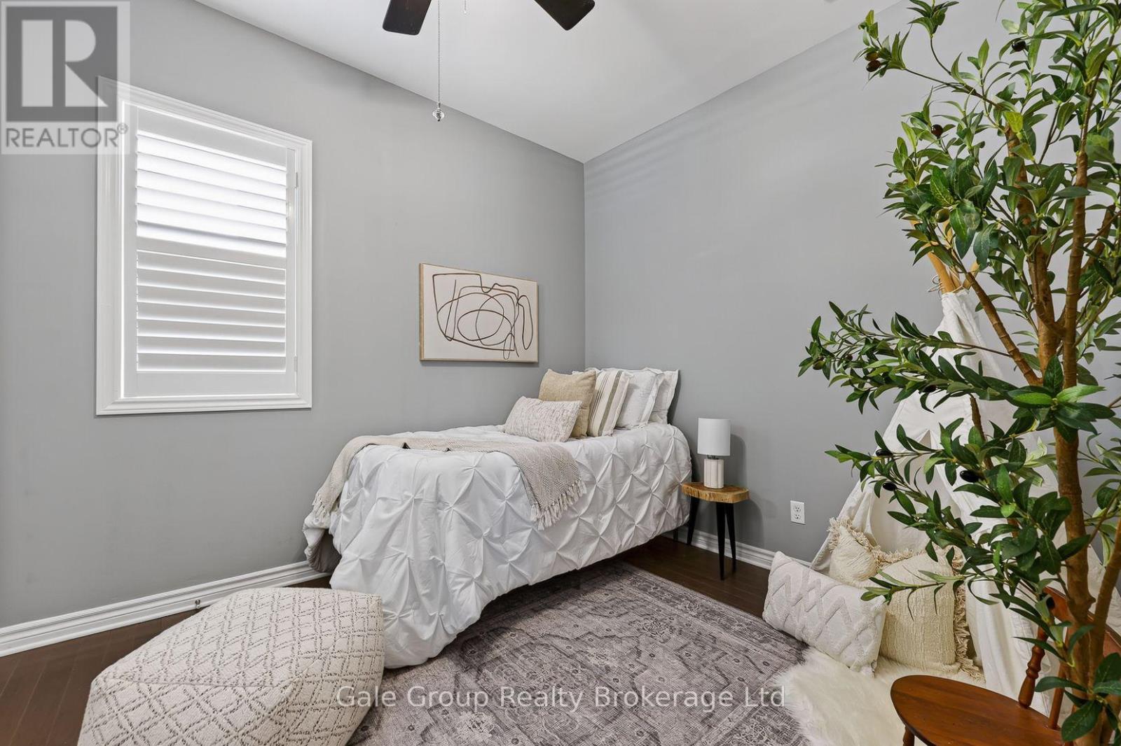 160 JOHN STREET - 25