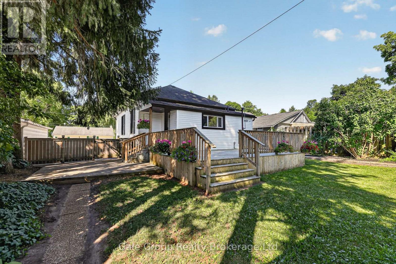 160 JOHN STREET - 7