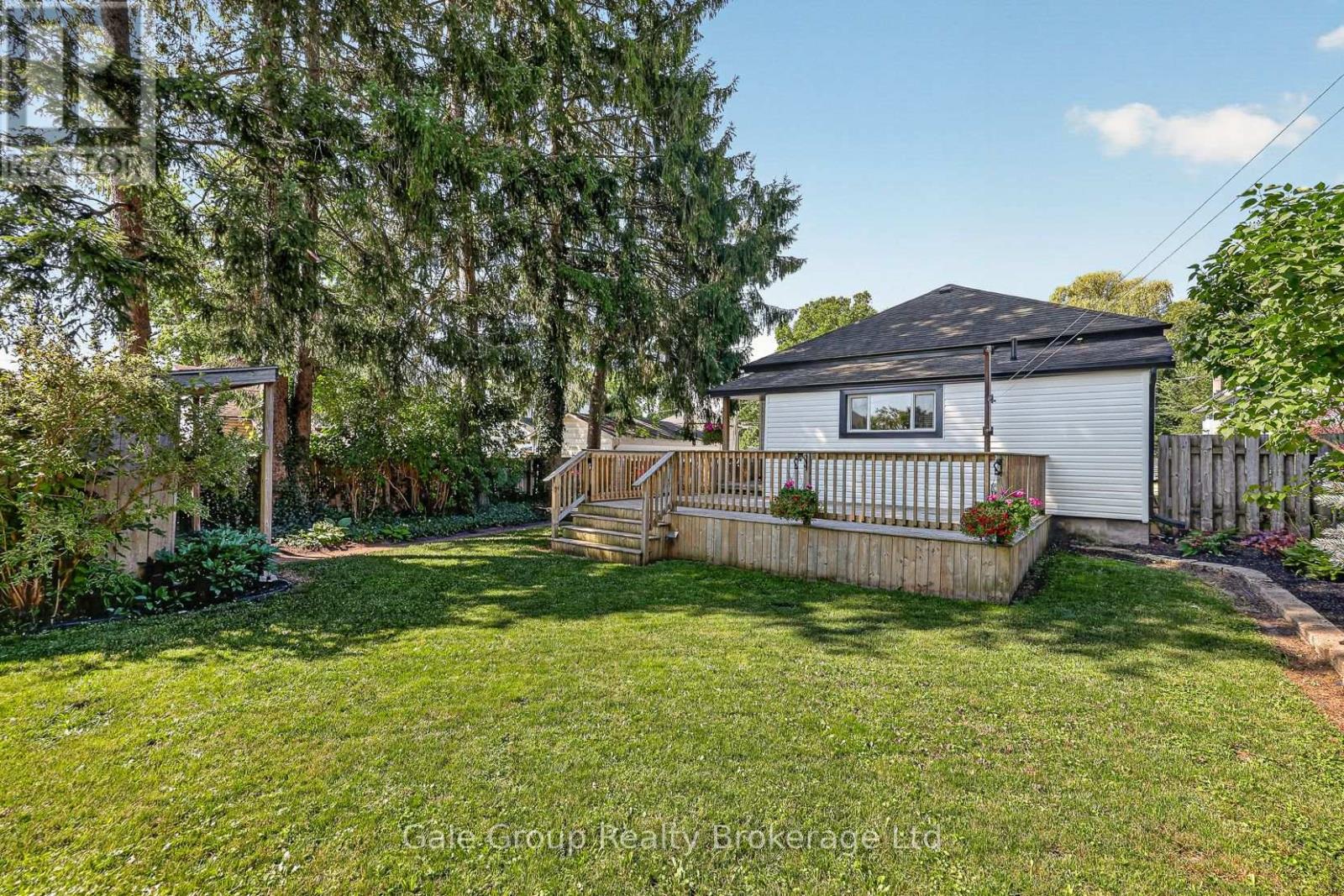 160 JOHN STREET - 9