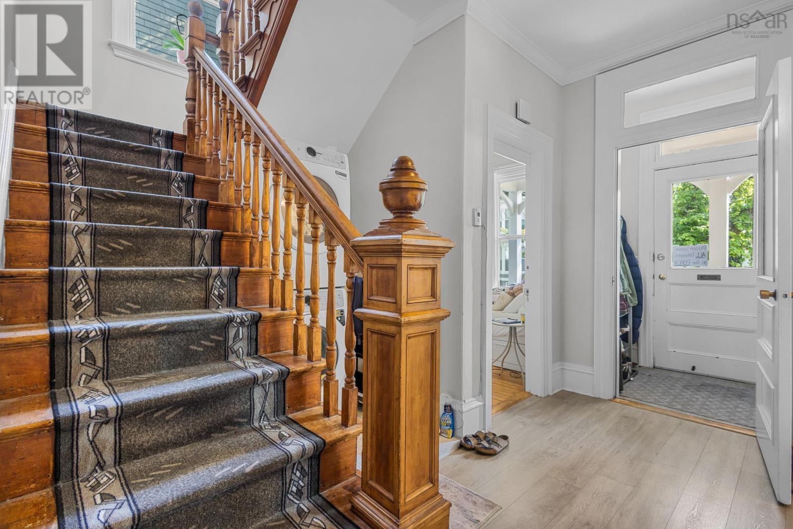 1394 Edward Street - 12