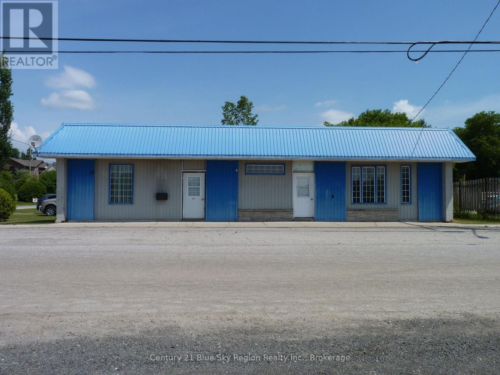 11 WATERFRONT DRIVE - 2