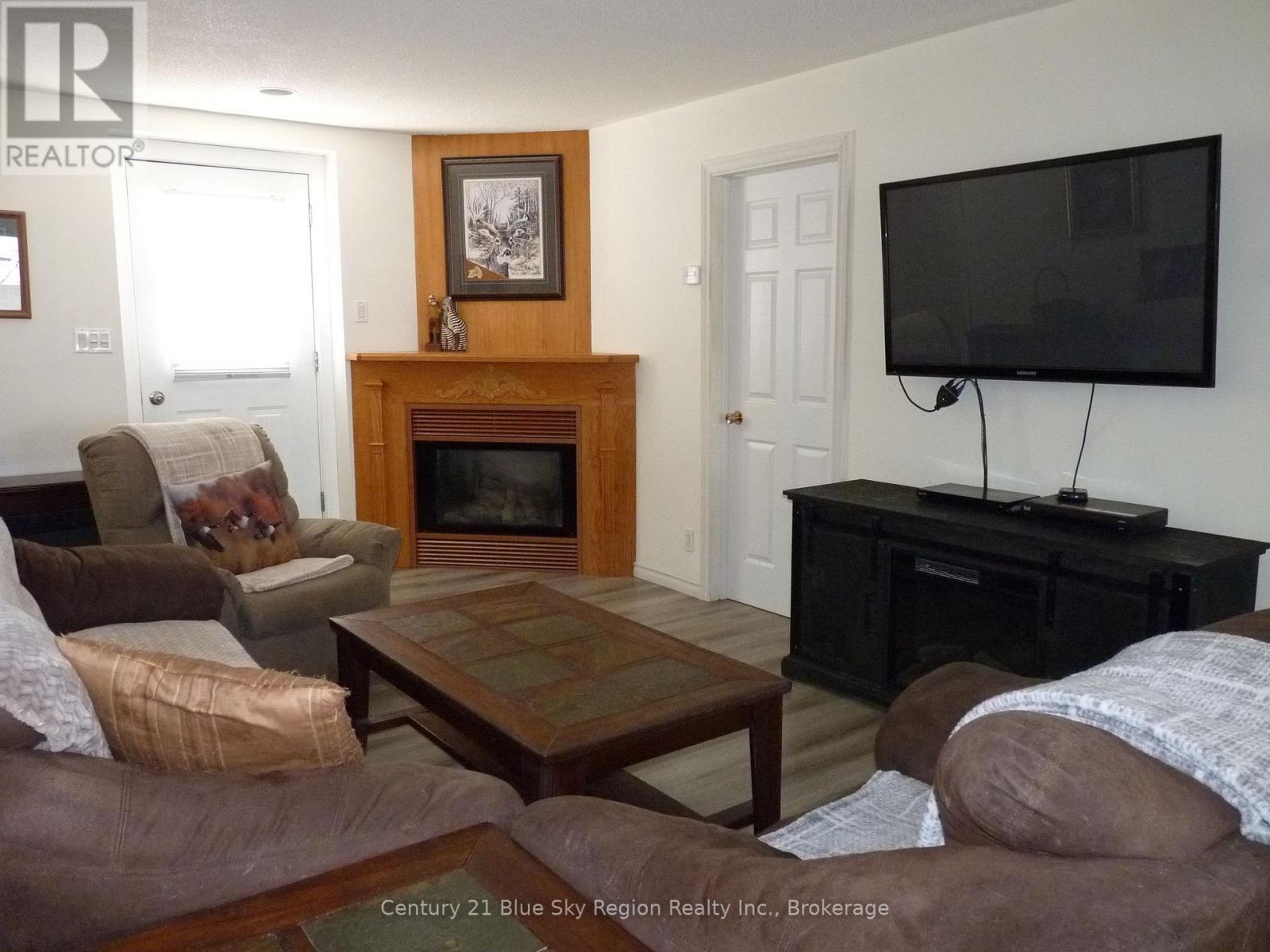 11 WATERFRONT DRIVE - Image 8