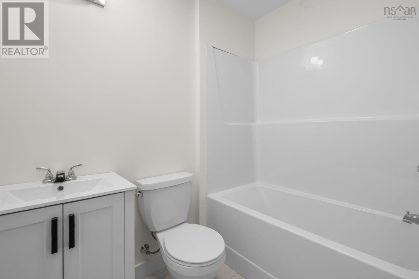 42 Berm Street - 33