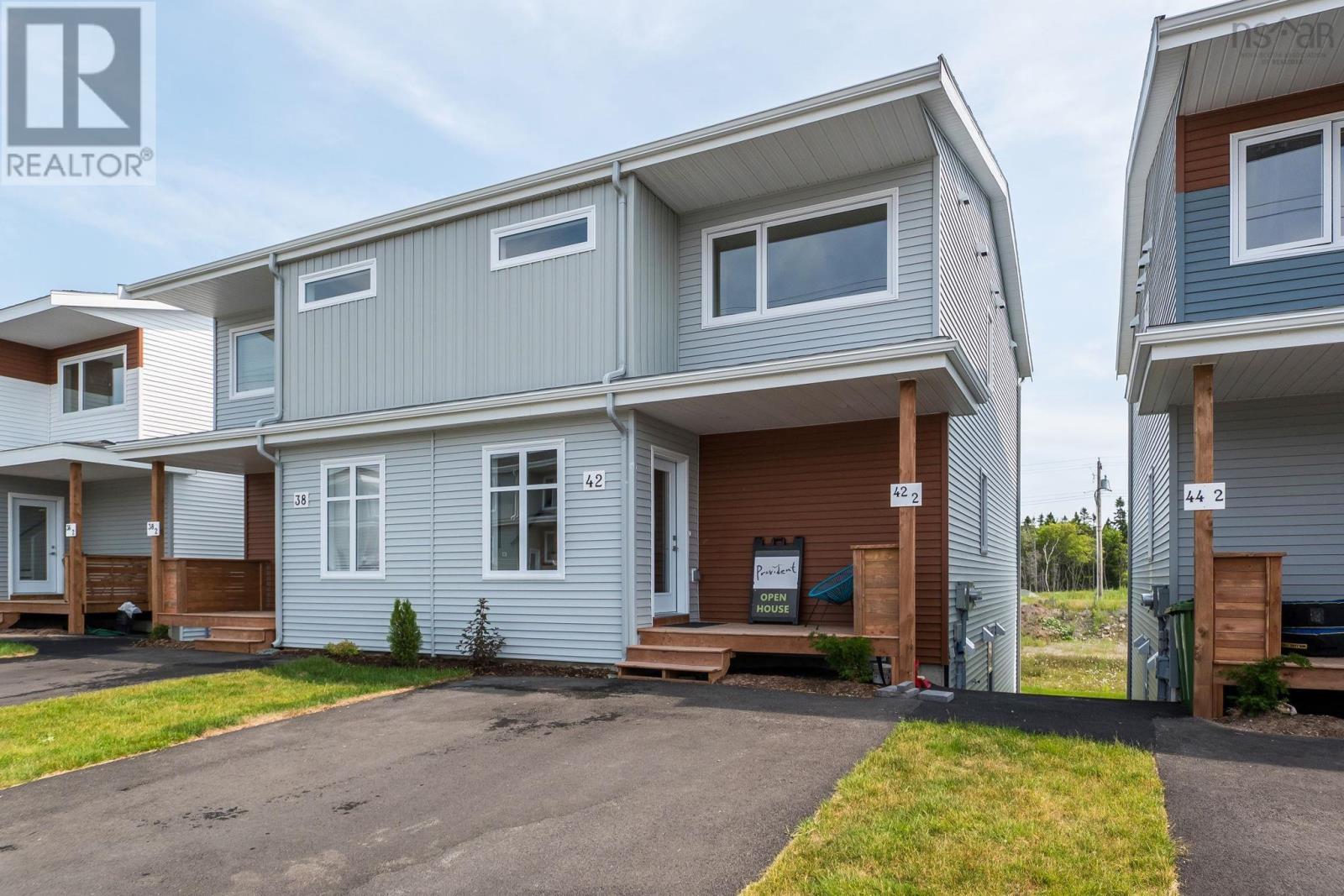 42 Berm Street - 48
