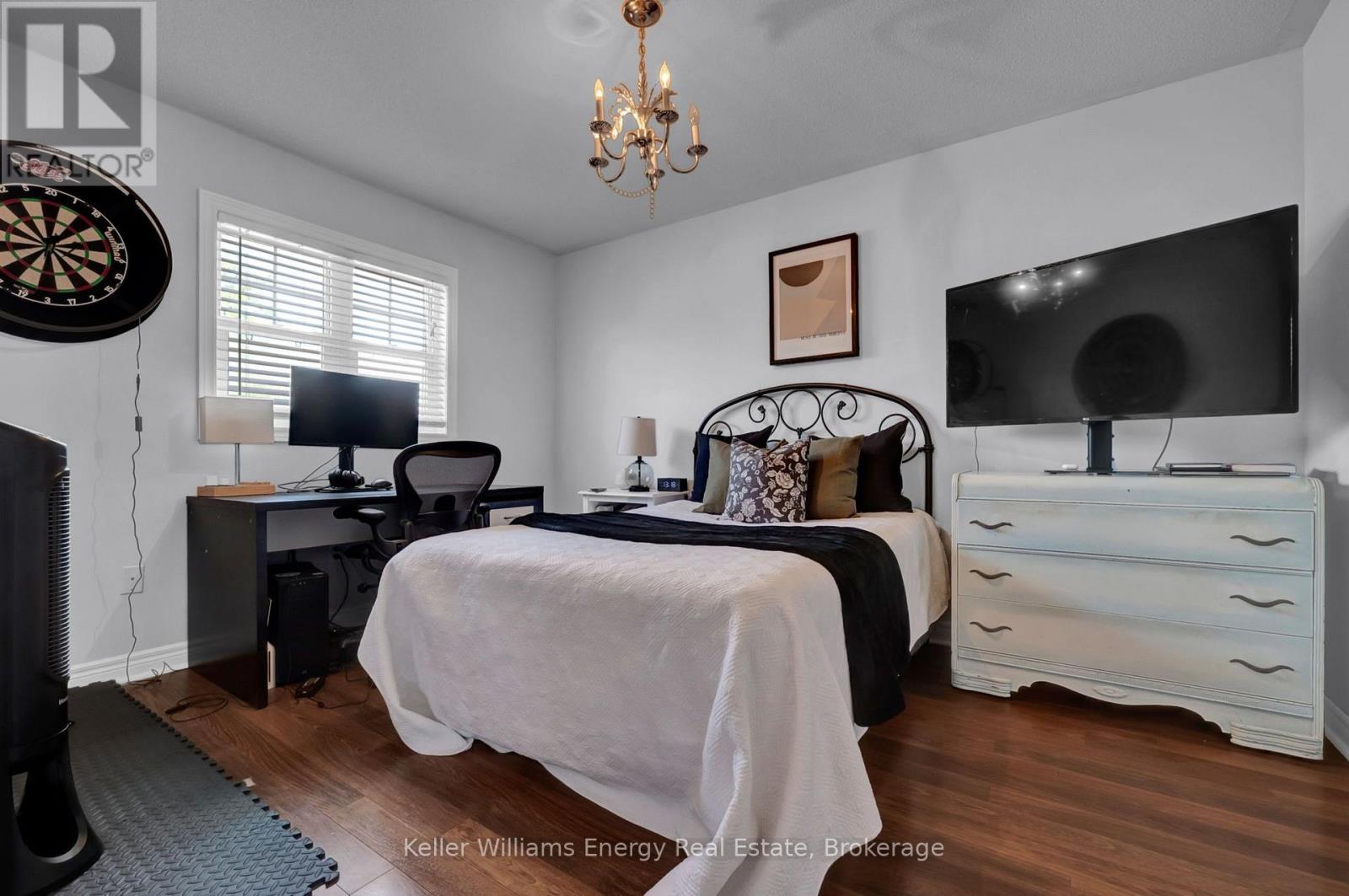 1502 CLEARBROOK DRIVE - 33