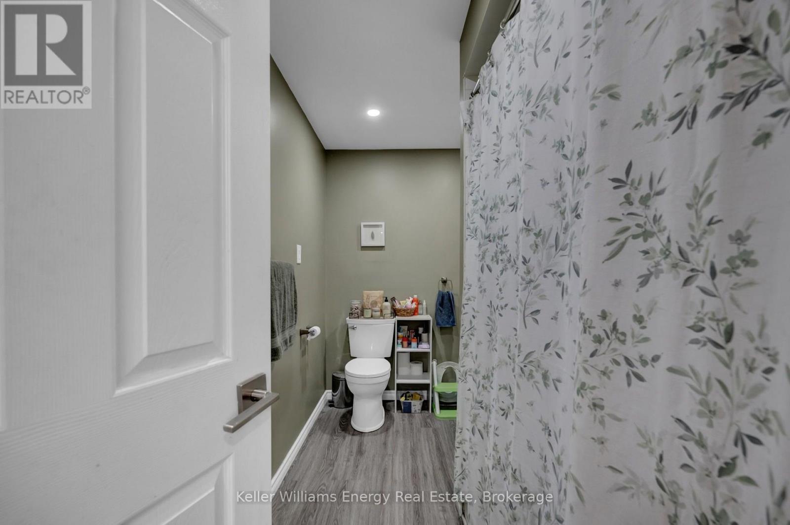 1502 CLEARBROOK DRIVE - 41