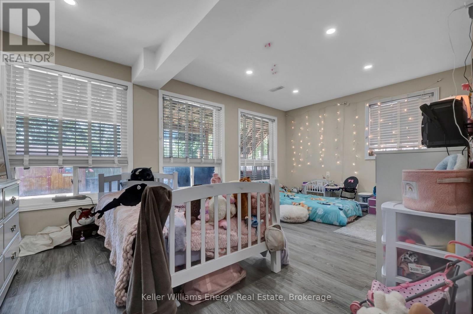 1502 CLEARBROOK DRIVE - 44