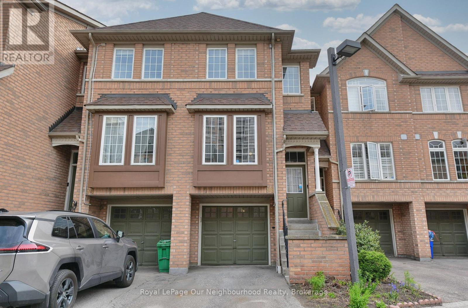 #96 50 STRATHAVEN DRIVE - 1