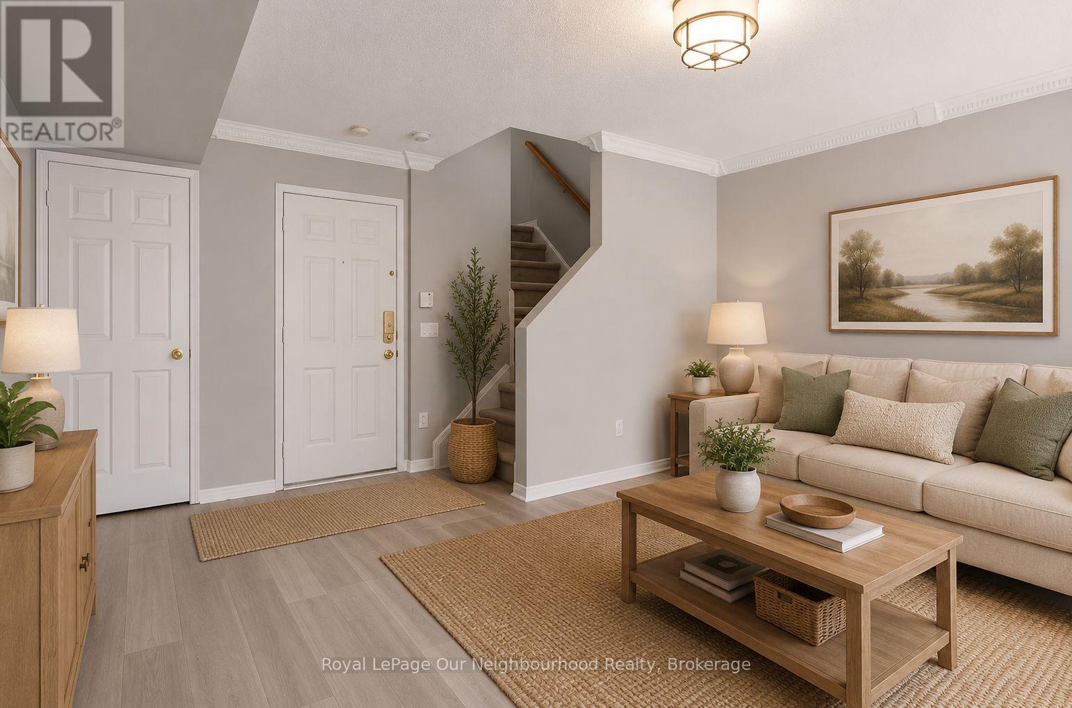 #96 50 STRATHAVEN DRIVE - 18