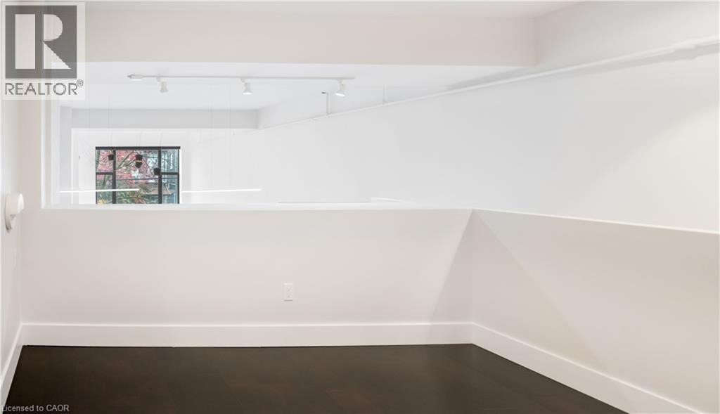 #105 676 RICHMOND Street W - 9
