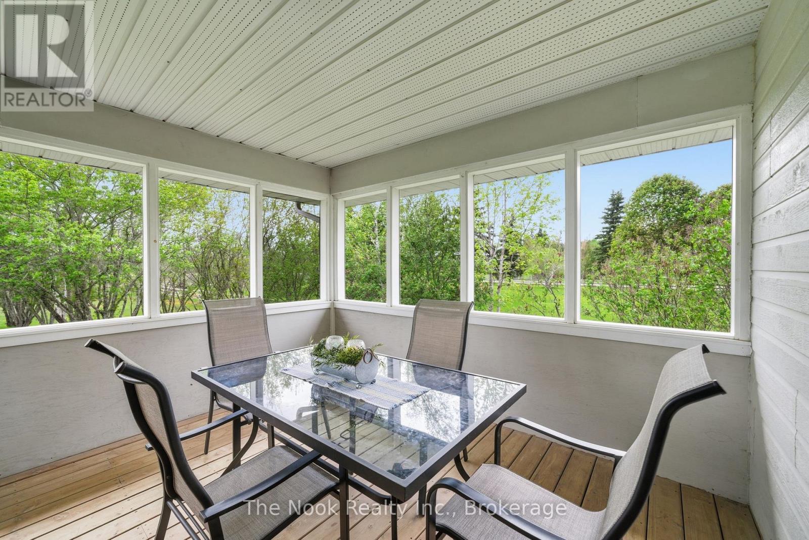 4 MCGILLIVRAY LANE - 20