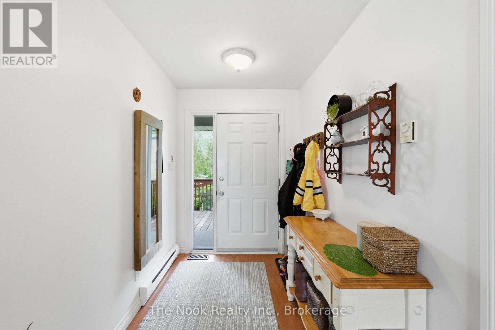 4 MCGILLIVRAY LANE - 5