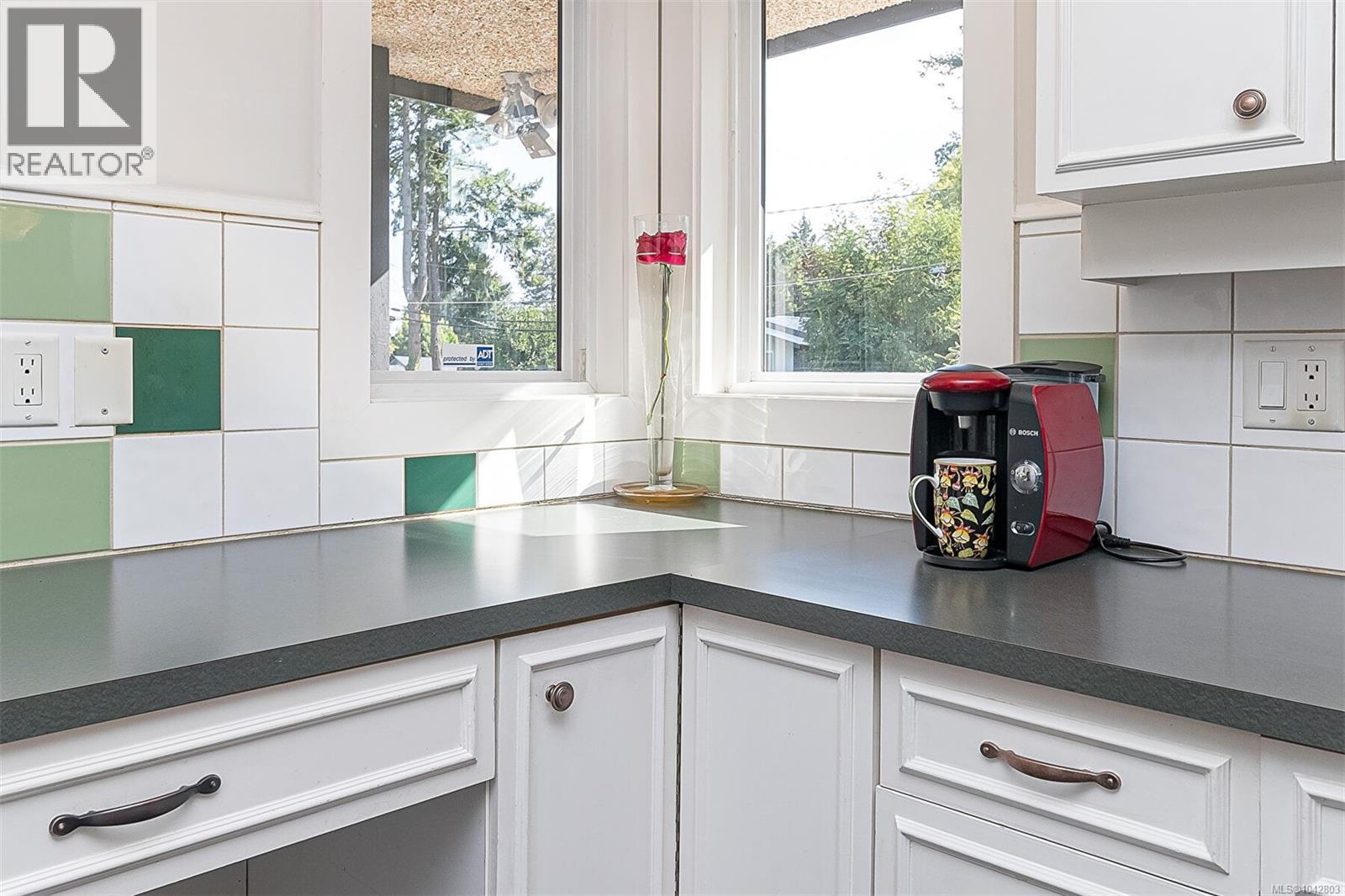 1288 Roy Rd - 16