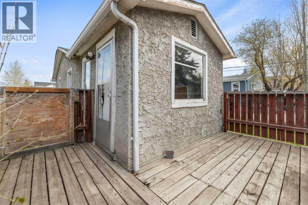 6435 34 Avenue NW - 22