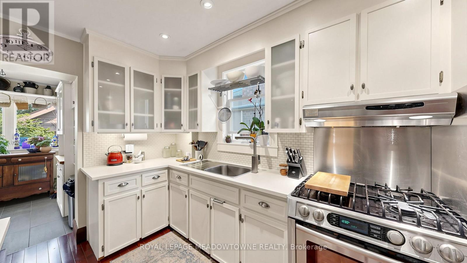 331 GLENHOLME AVENUE - Image 15