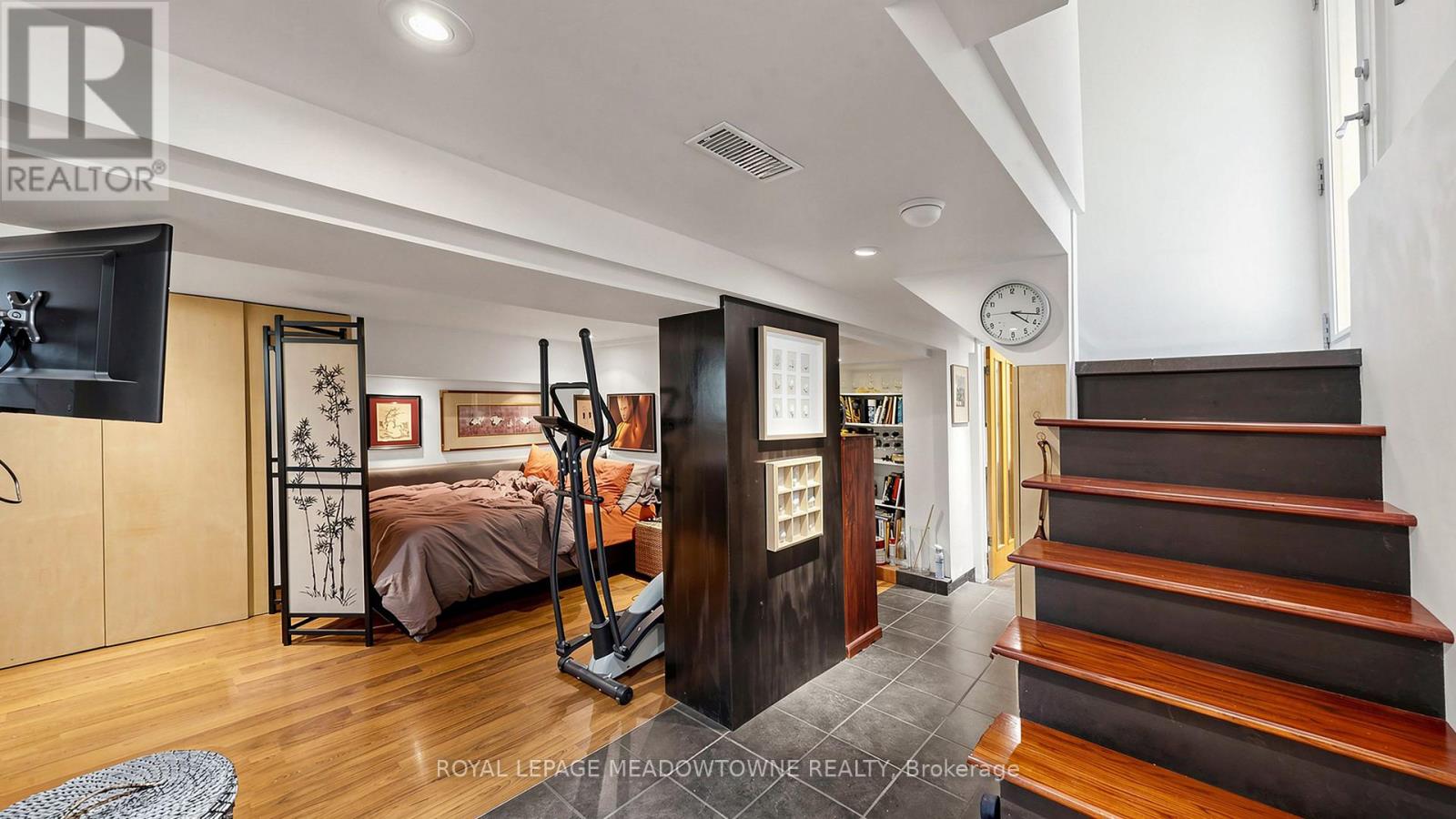 331 GLENHOLME AVENUE - Image 33