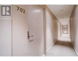 702 - 115 Blue Jays Way, Toronto, ON M5V0N4 Photo 6