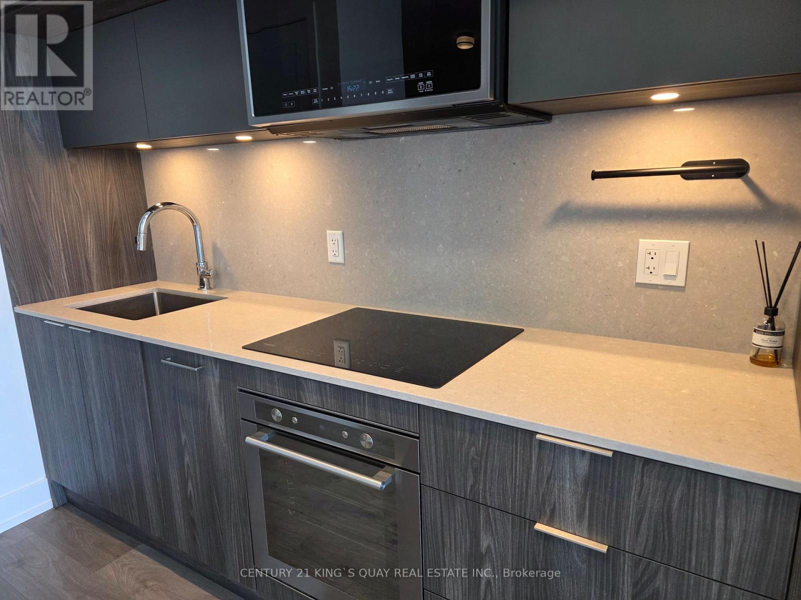 #1538 25 ADRA GRADO WAY - 11