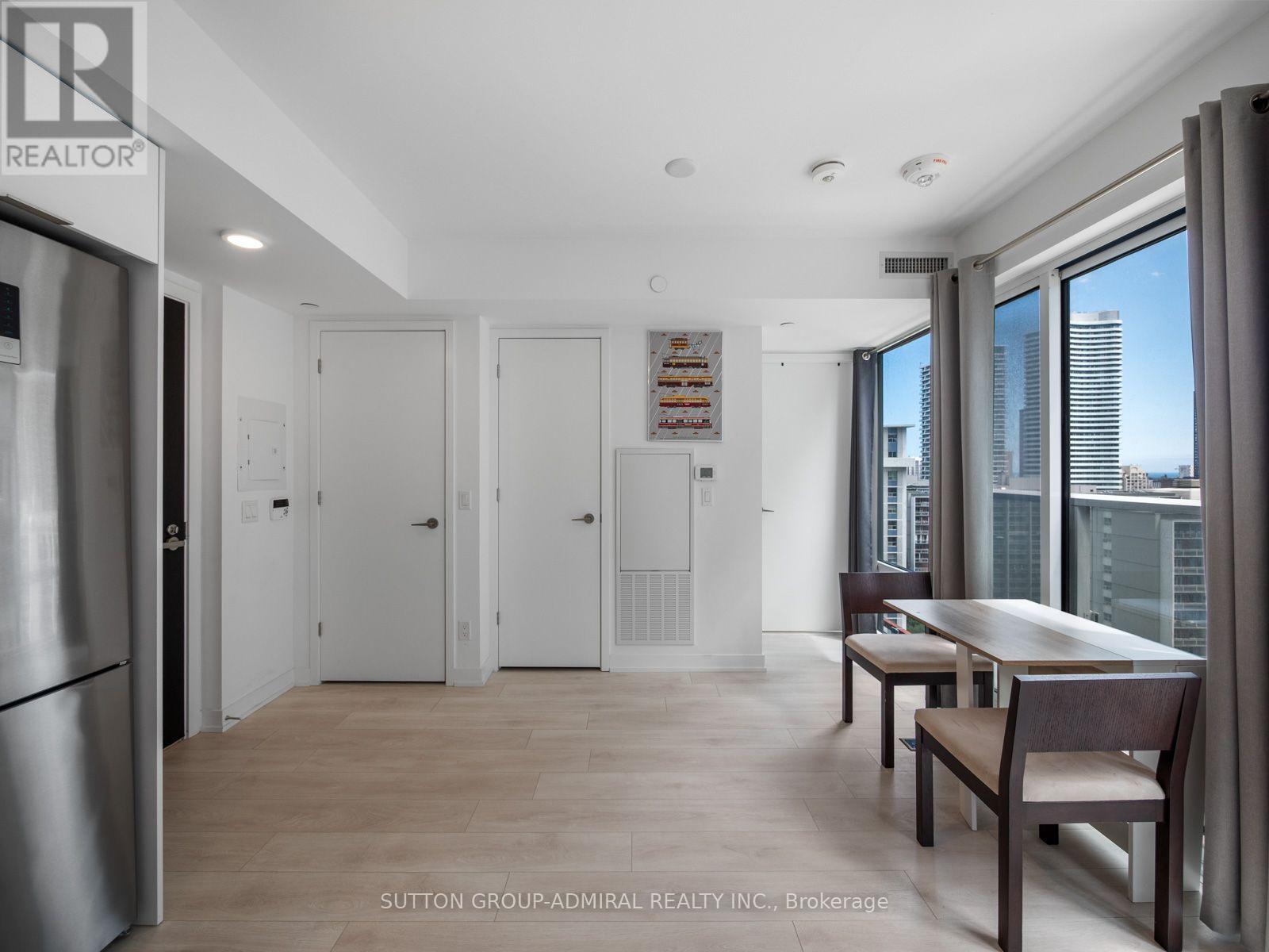 #1404 18 MAITLAND TERRACE - Image 12