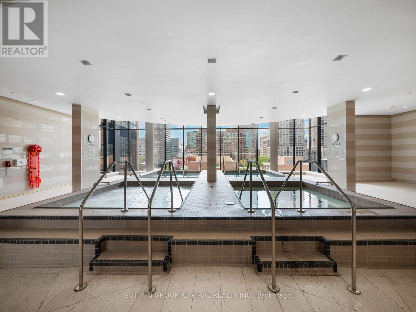 #1404 18 MAITLAND TERRACE - Image 24