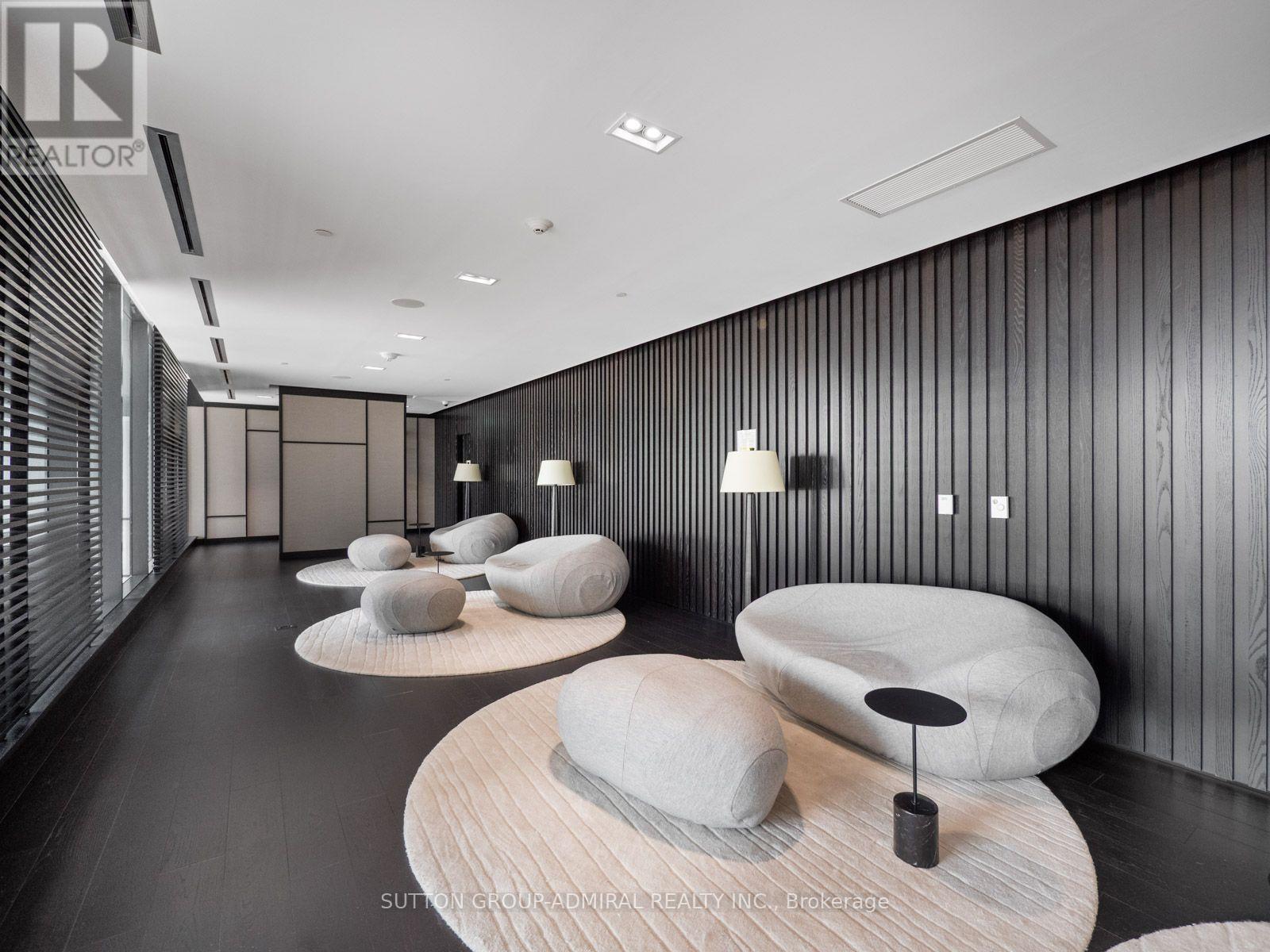 #1404 18 MAITLAND TERRACE - Image 27