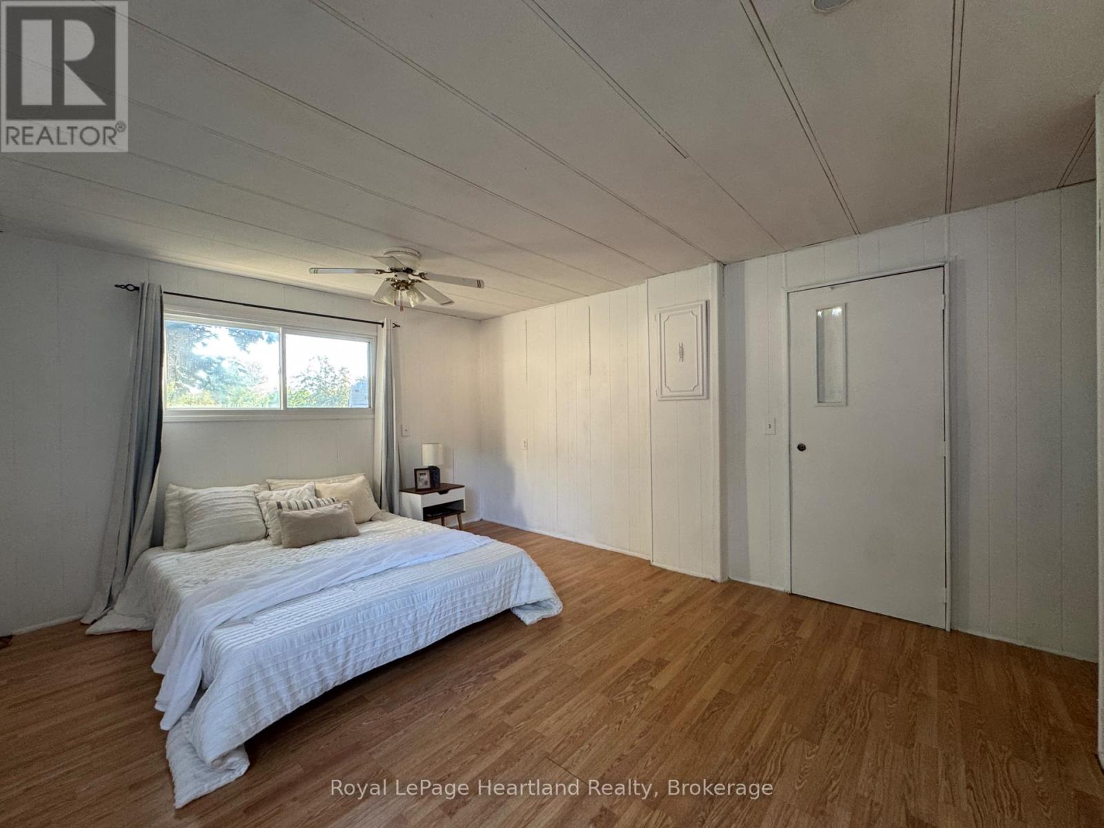 4 TRAILER PARK ROAD - 11