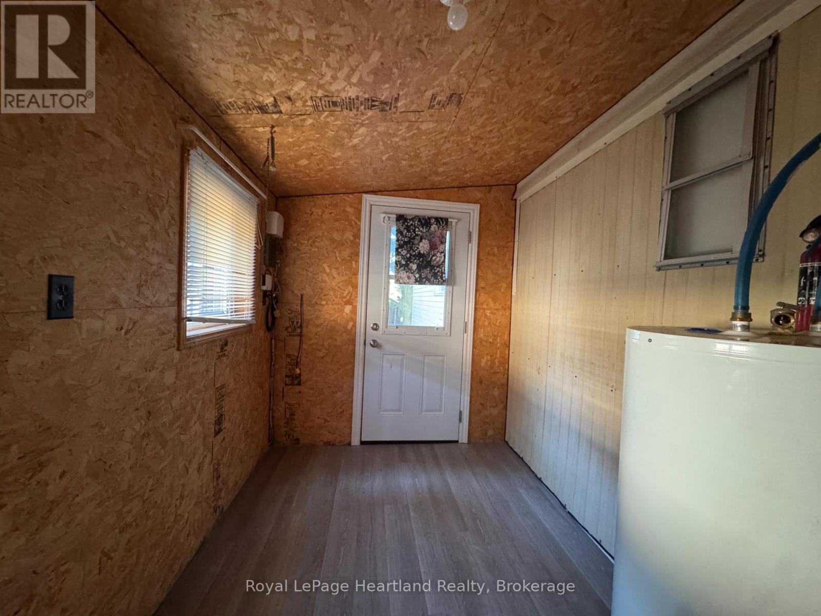 4 TRAILER PARK ROAD - 18