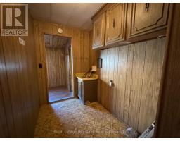 4 Trailer Park Road, Minto, ON N0G2P0 Photo 10
