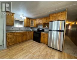 Mud room - 4 Trailer Park Road, Minto, ON N0G2P0 Photo 7