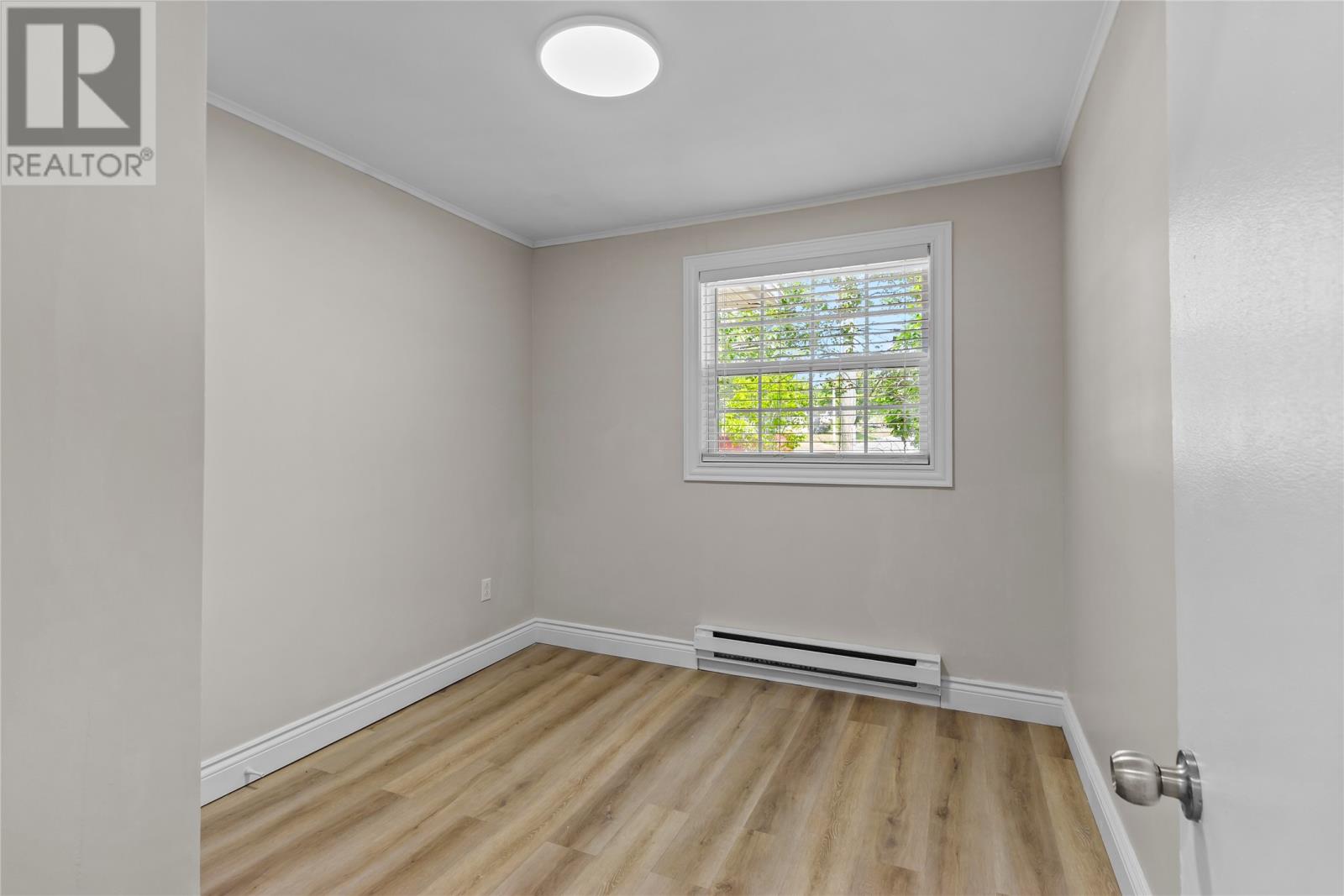 33 Sunrise Avenue - Image 15