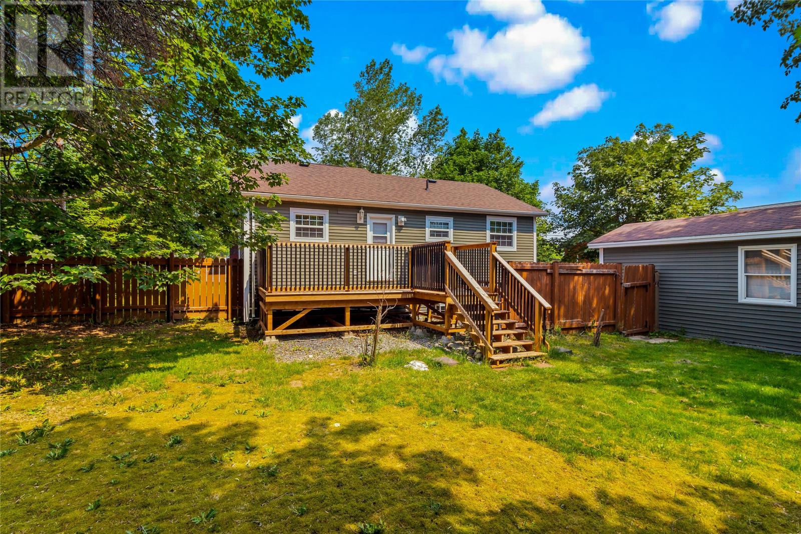 33 Sunrise Avenue - Image 25