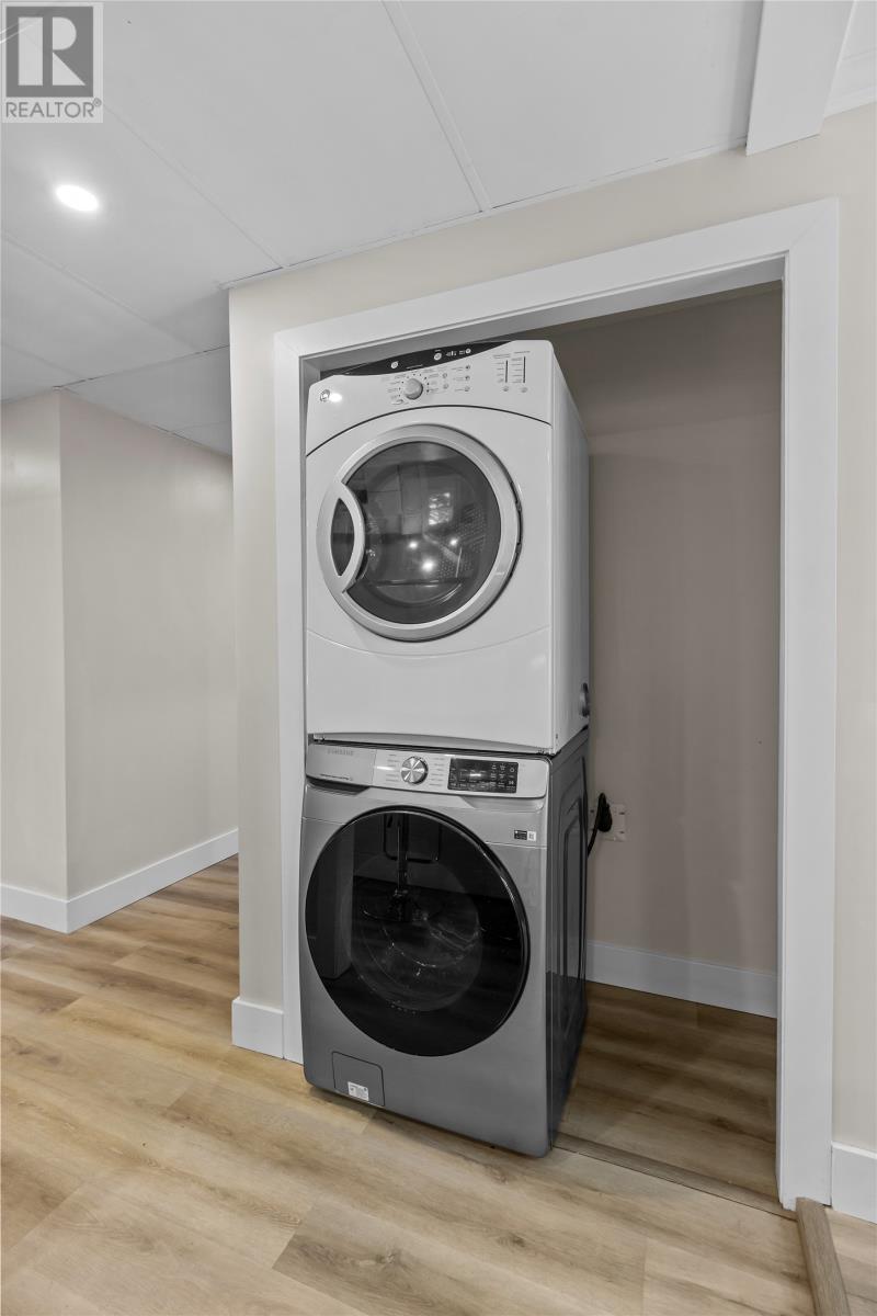 33 Sunrise Avenue - Image 9
