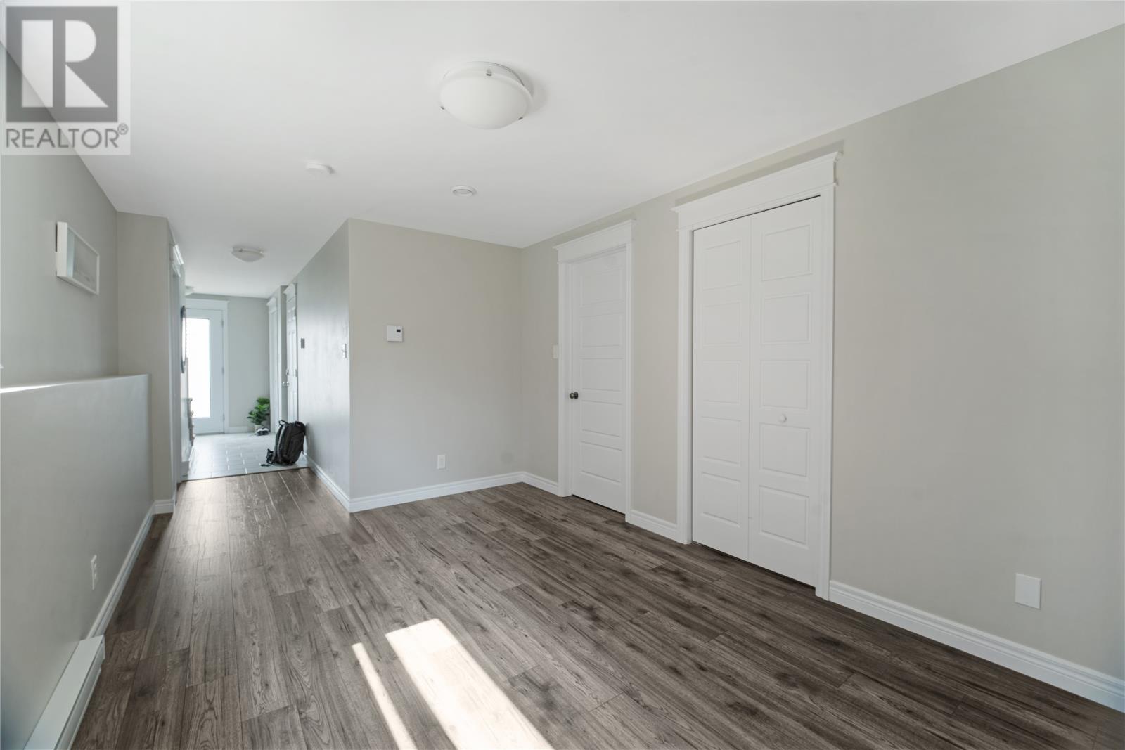 14 Lasalle Drive - 14