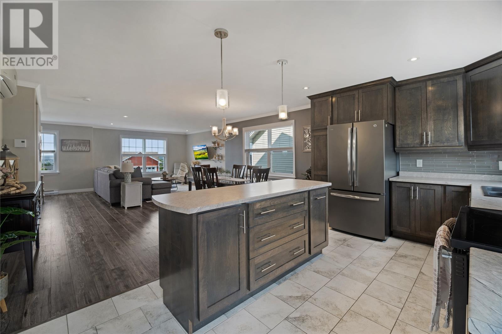 14 Lasalle Drive - 6
