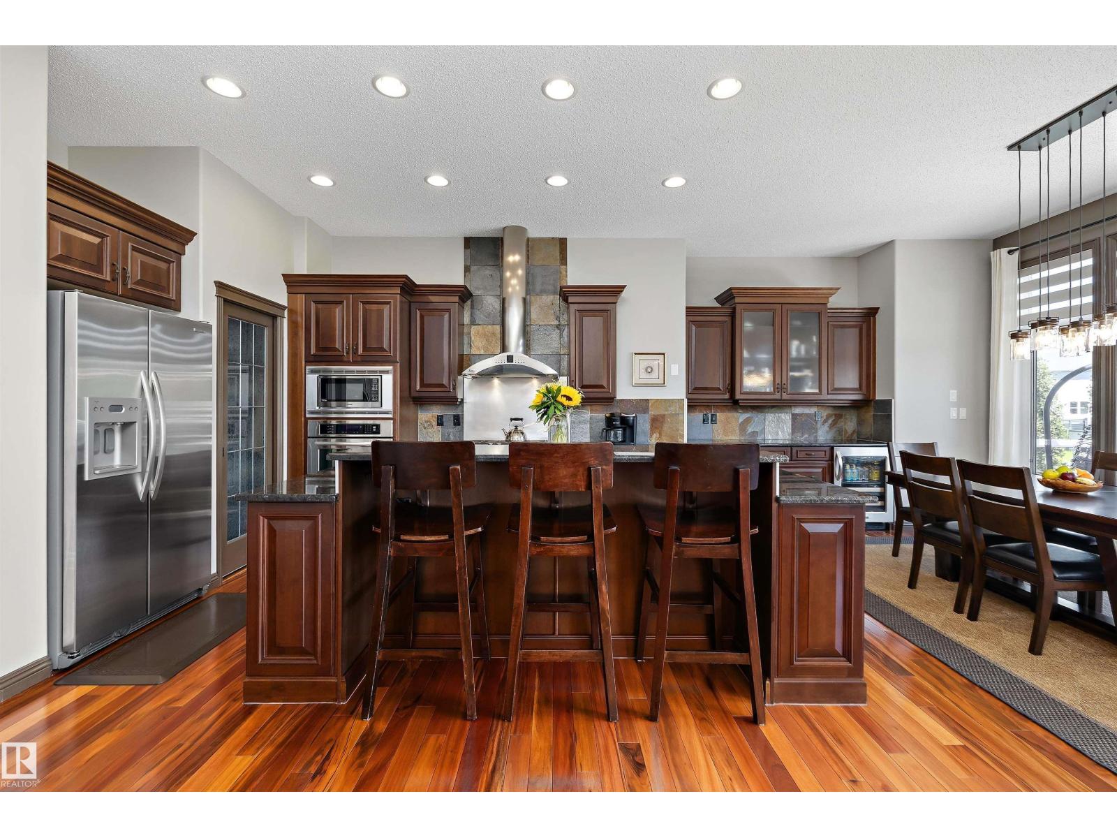533 STEWART CR SW — photo 11