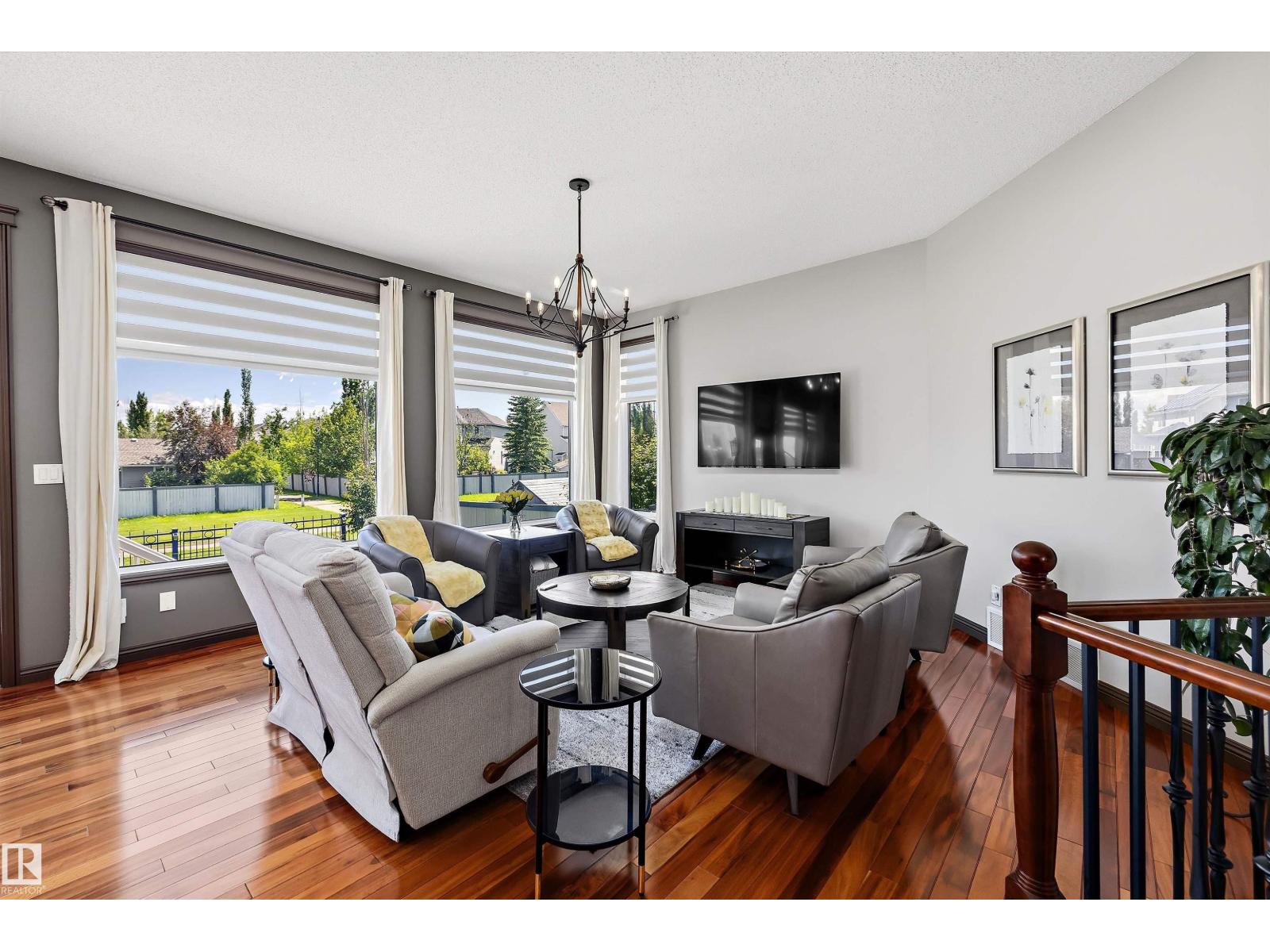 533 STEWART CR SW - 17