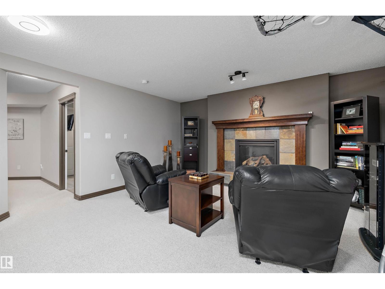 533 STEWART CR SW — photo 27