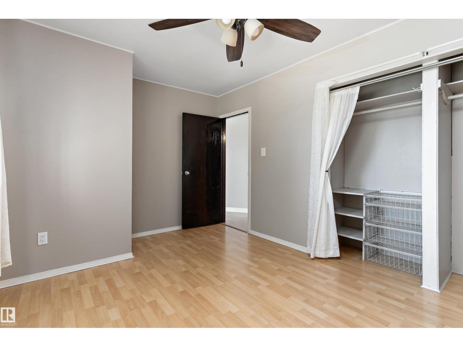 8936 154 ST NW - 21