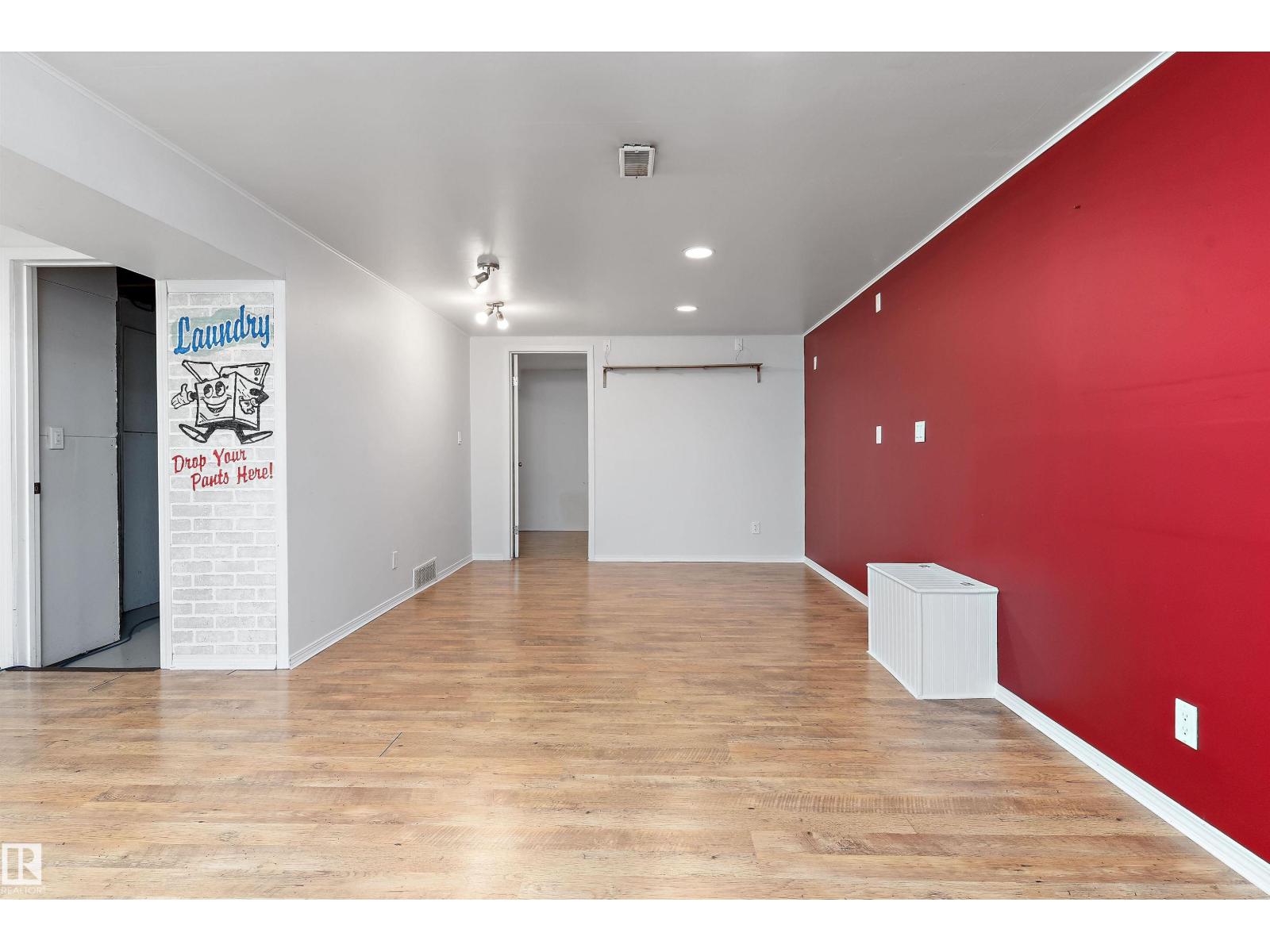 8936 154 ST NW - 25