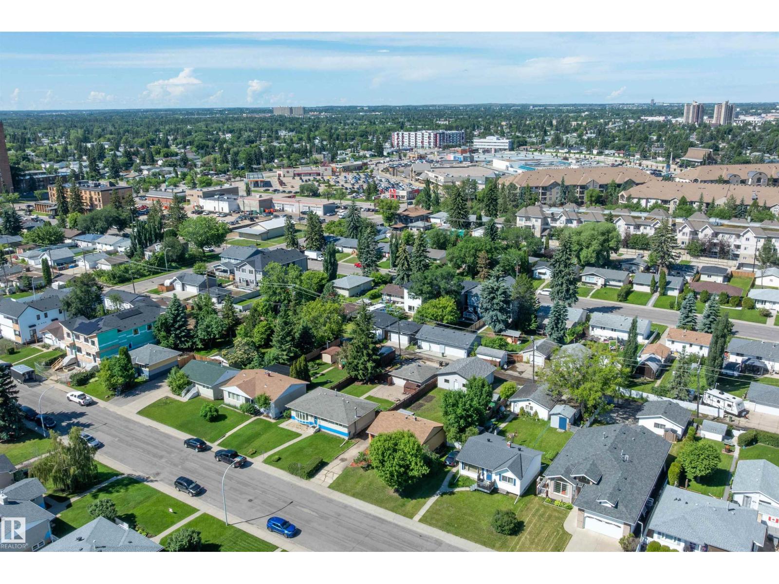 8936 154 ST NW - 44