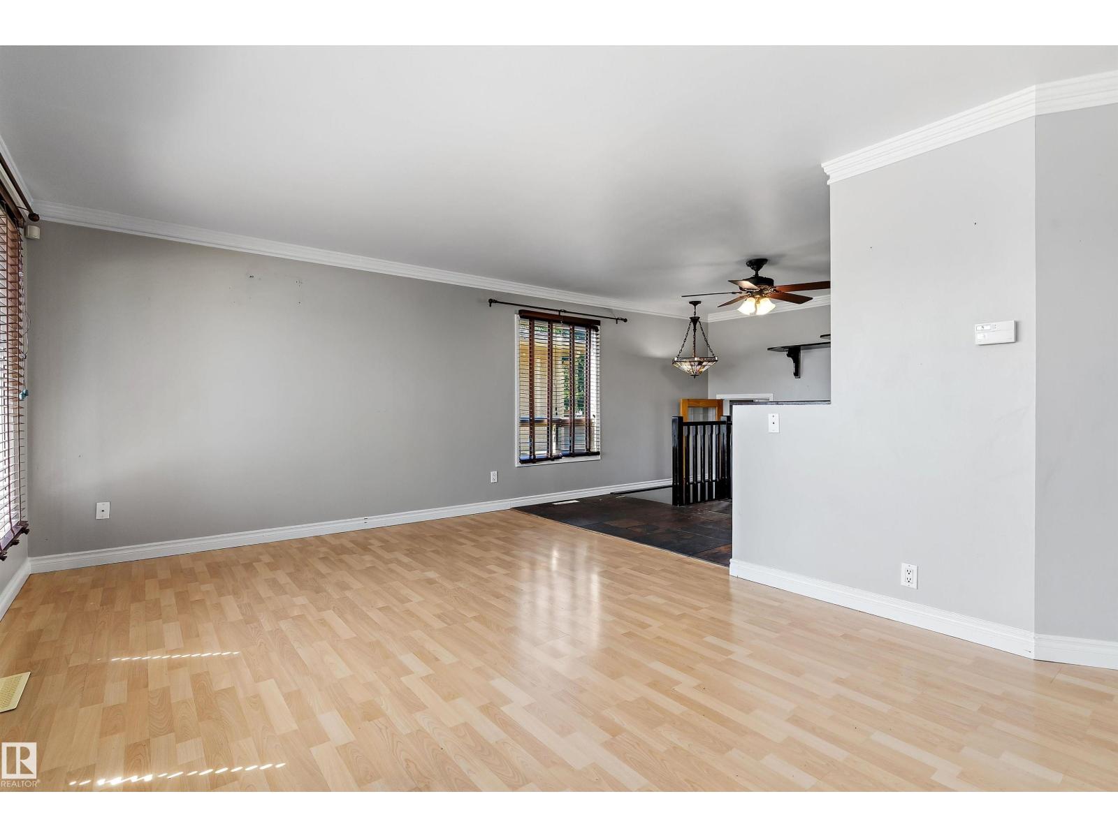 8936 154 ST NW - 9