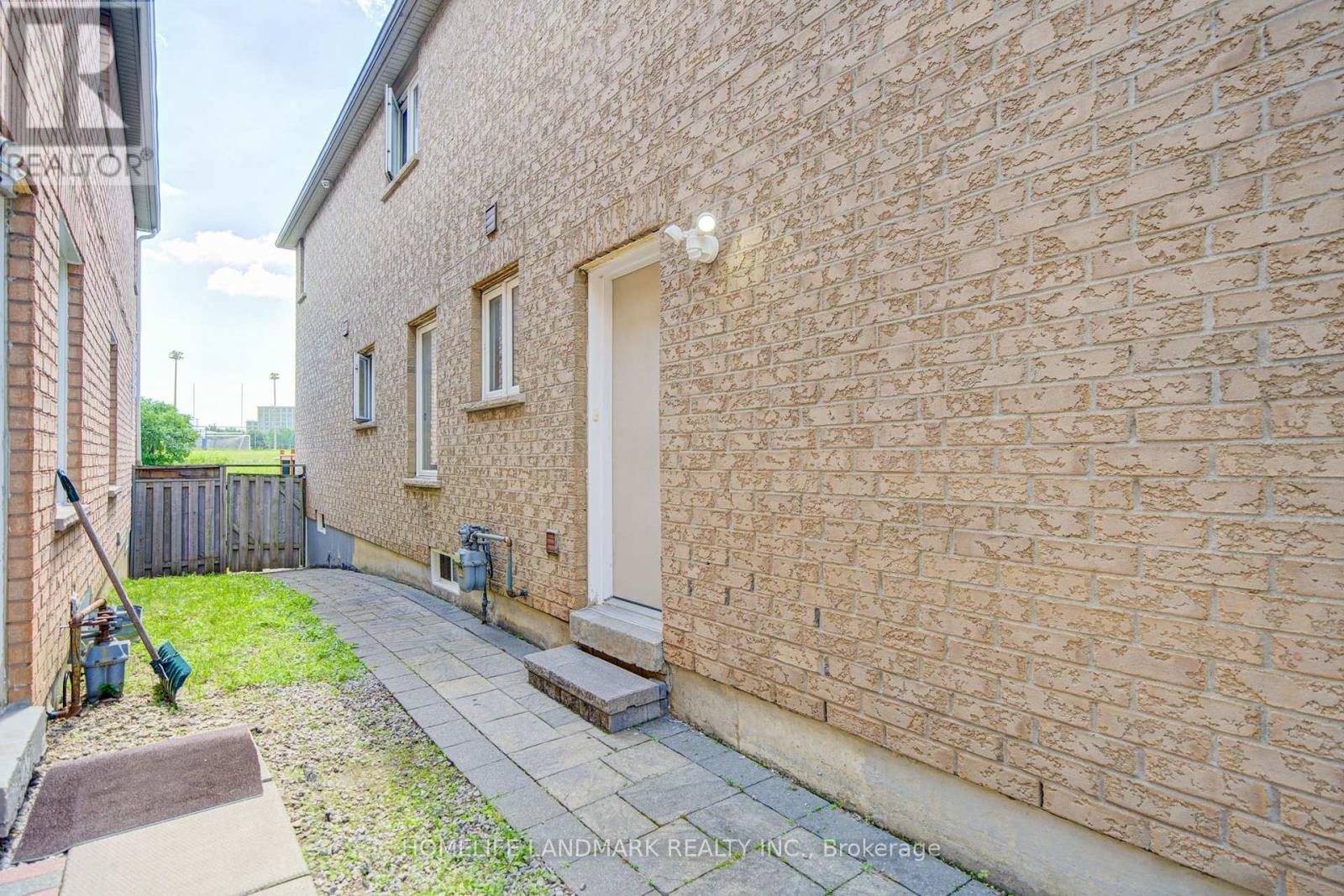 65 SHEPTON WAY - 29