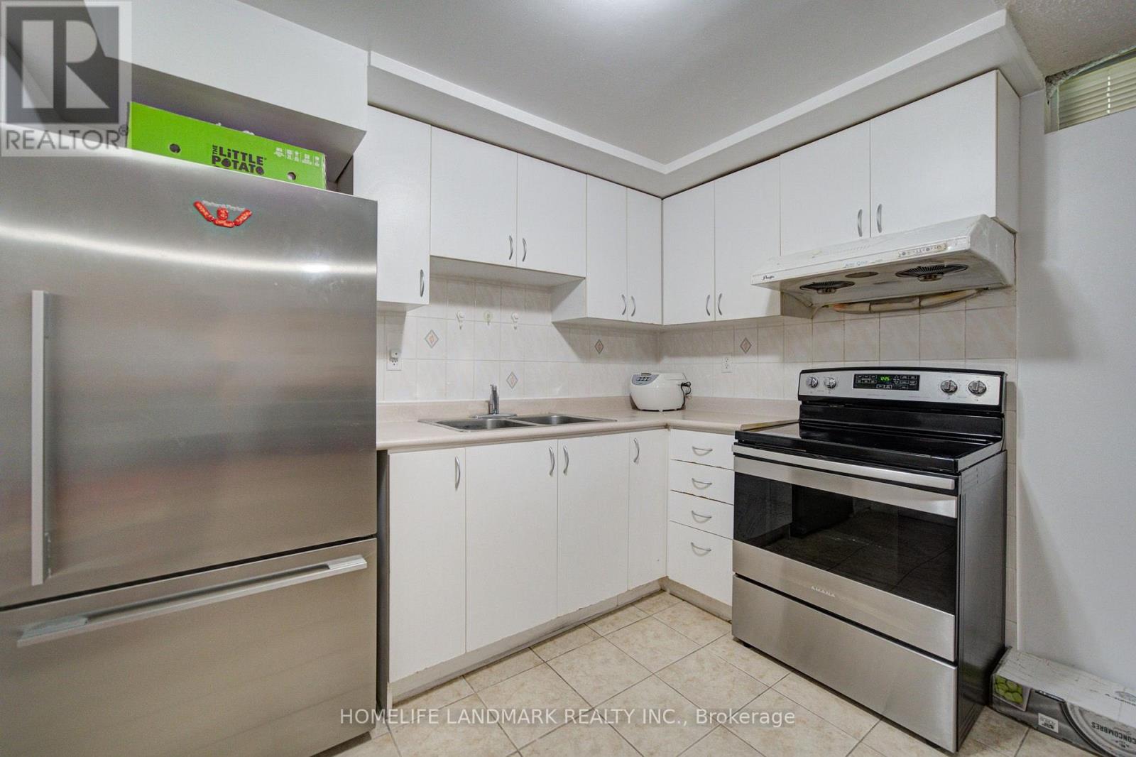 65 SHEPTON WAY - 32