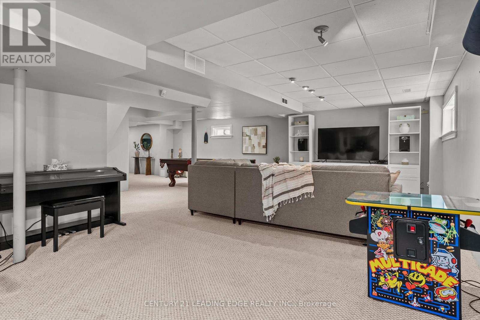 106 MACKEY DRIVE - 40