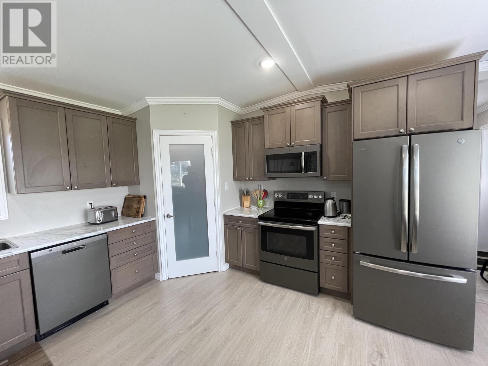 408,404,396 FORTUNE COVE Road - 15