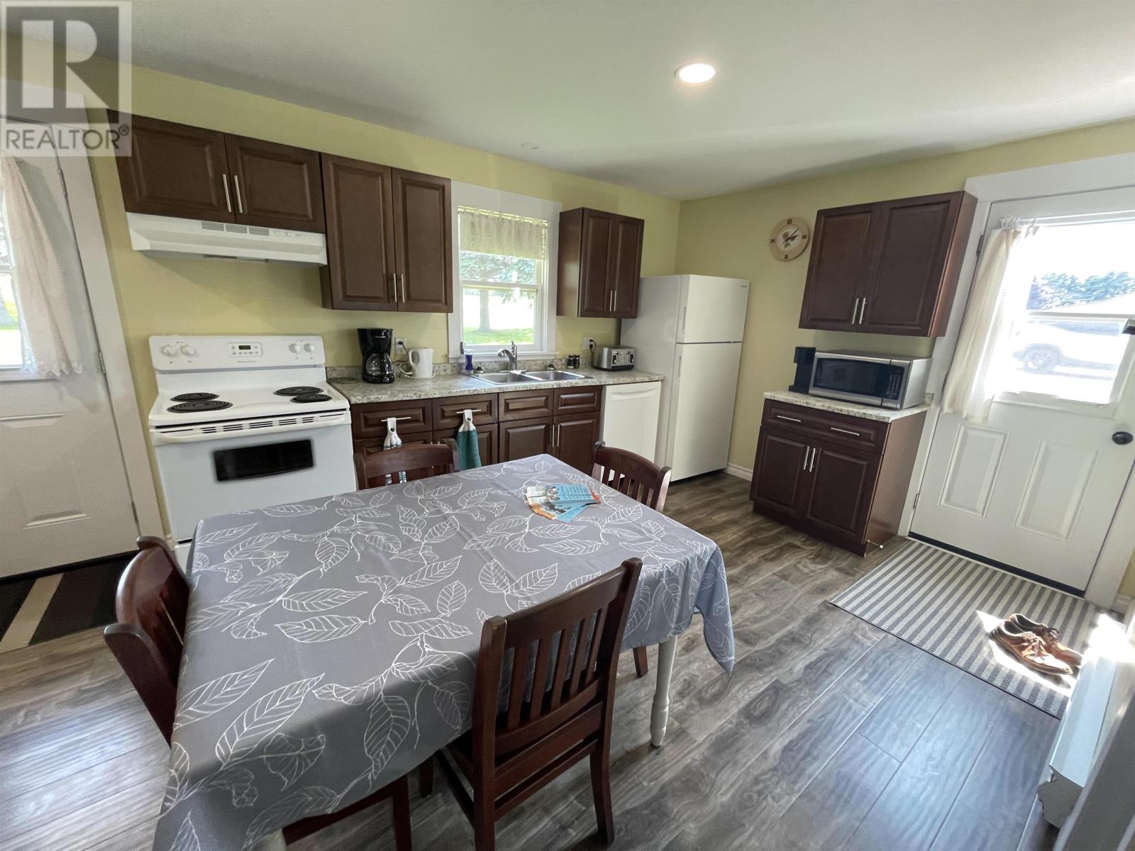 408,404,396 FORTUNE COVE Road - 25