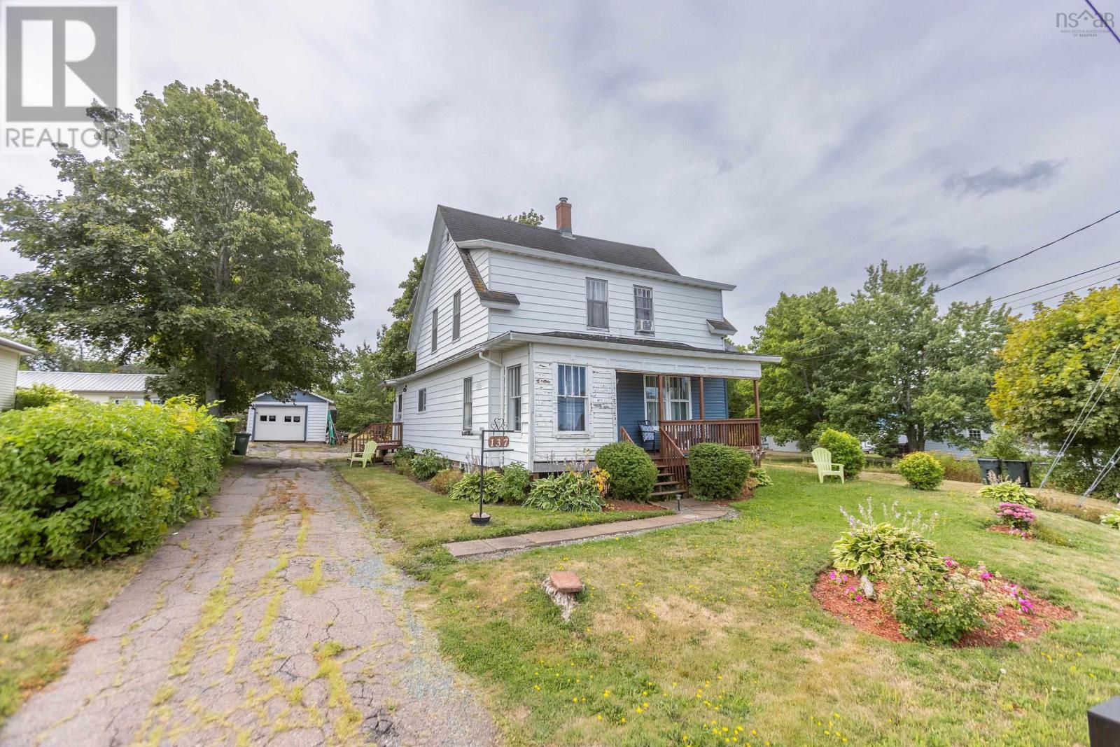 137 Main Street - 34